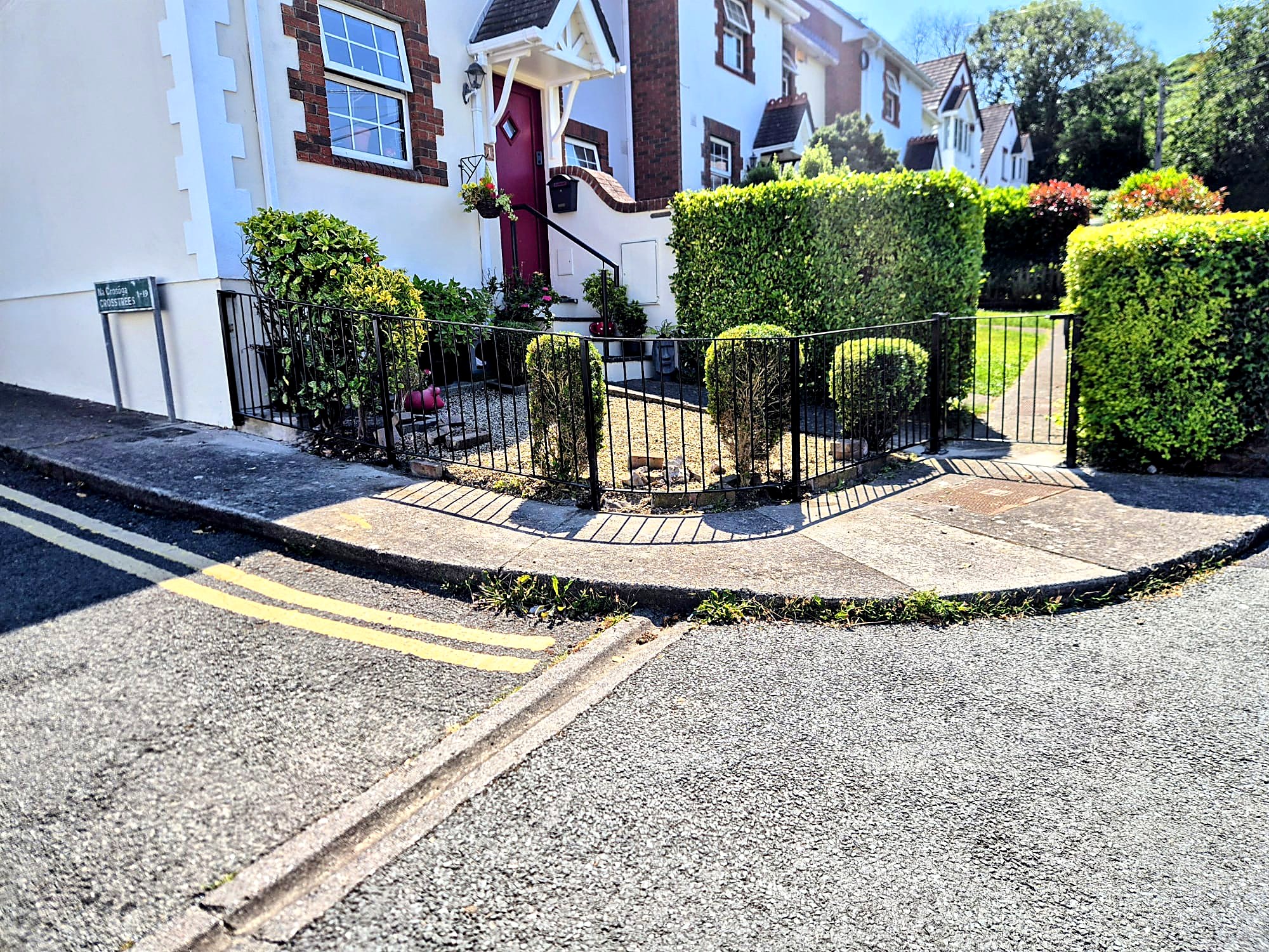 Front Garden Railings, steel fabrication project in Killiney, Co. Dublin by Churchtown Steel Engineering Dublin